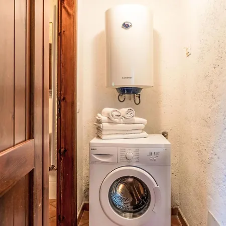 Semesterbostad La Casa Del Fiume By Interhome Rialto