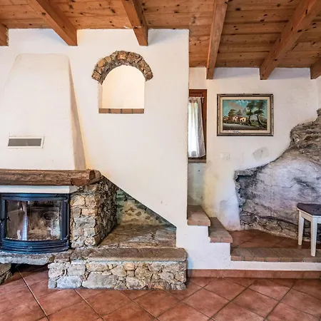 La Casa Del Fiume By Interhome Semesterbostad